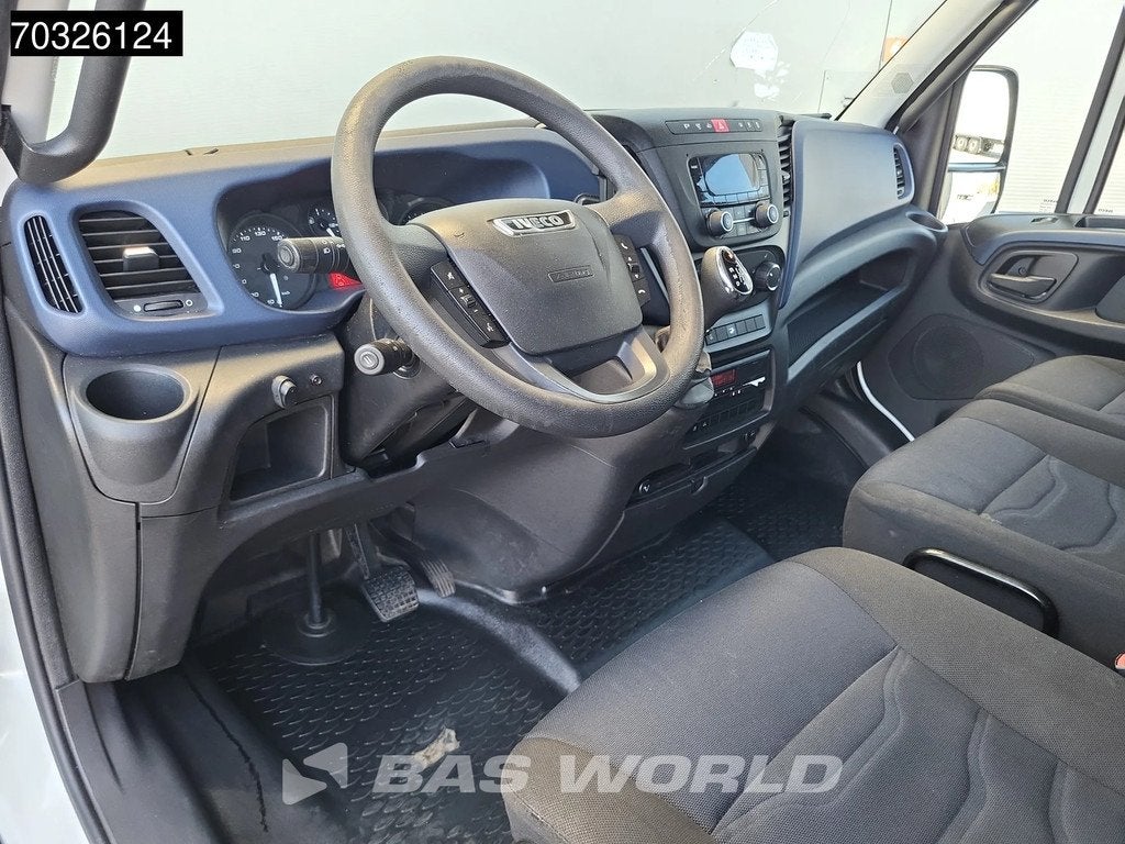 Iveco Daily 72C18 3.0L Automaat 1000KG Laadklep Zijdeur Dubb, Auto's, Bestelwagens en Lichte vracht, Automaat, 4205 kg, Stof, Gebruikt