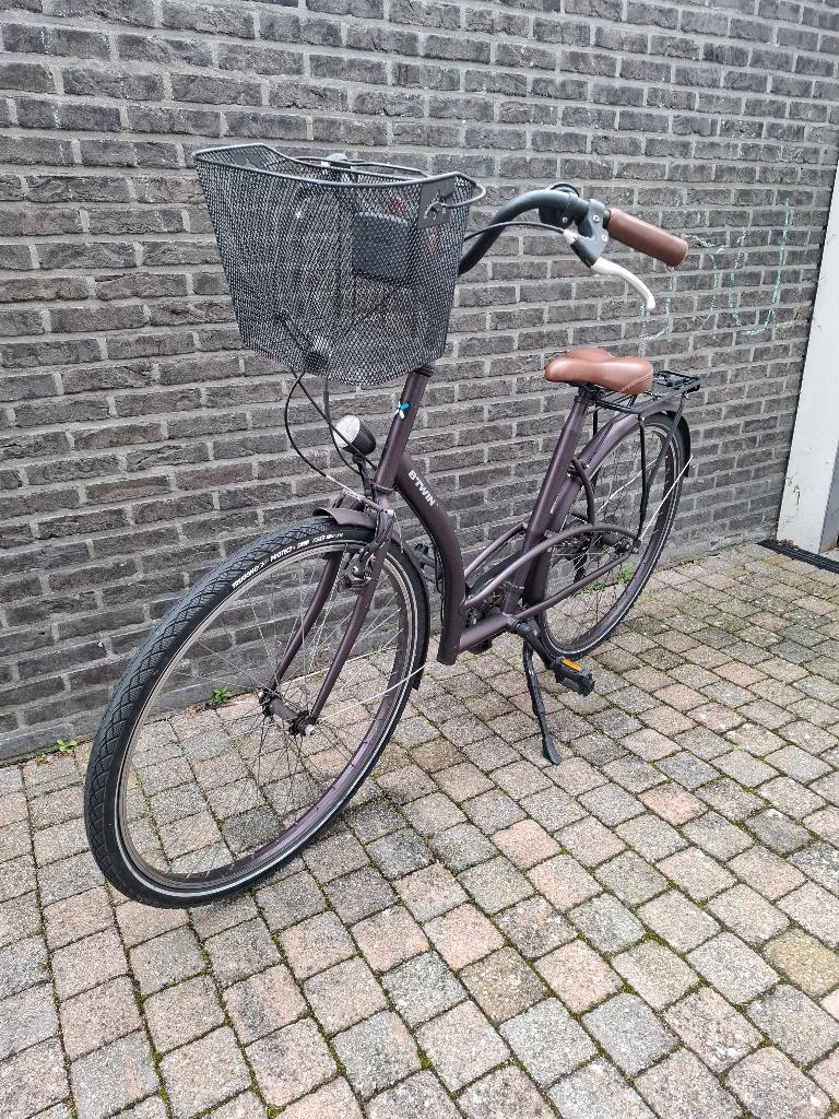 Vrouwen fiets btwin - paars, Fietsen en Brommers, Gebruikt, Velgrem, Versnellingen, Ophalen