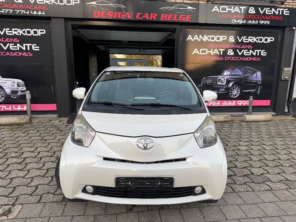 Toyota iQ 1.0 VVT-i Benzine 68 pk, autobox, 36.000 km, Euro 5, Elektrische ramen, Wit, Bedrijf