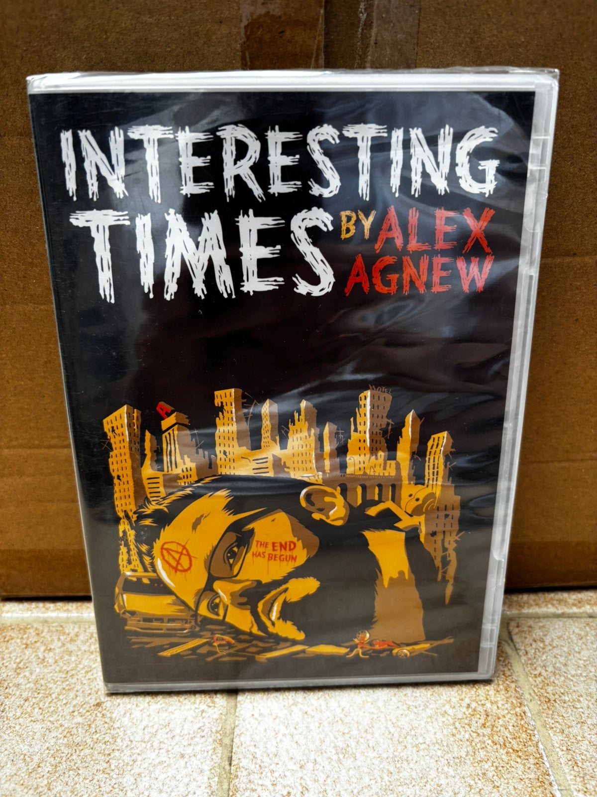Interesting times by alex agnew DVD ( sealed ), CD & DVD, Enlèvement ou Envoi, Comme neuf