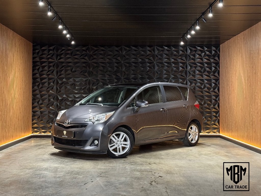 ✅Toyota Verso-S 1.33 VVT-i Skyview GARANTIE Camera Navi 1Eig, Voorwielaandrijving, Euro 5, Stof, 1145 kg