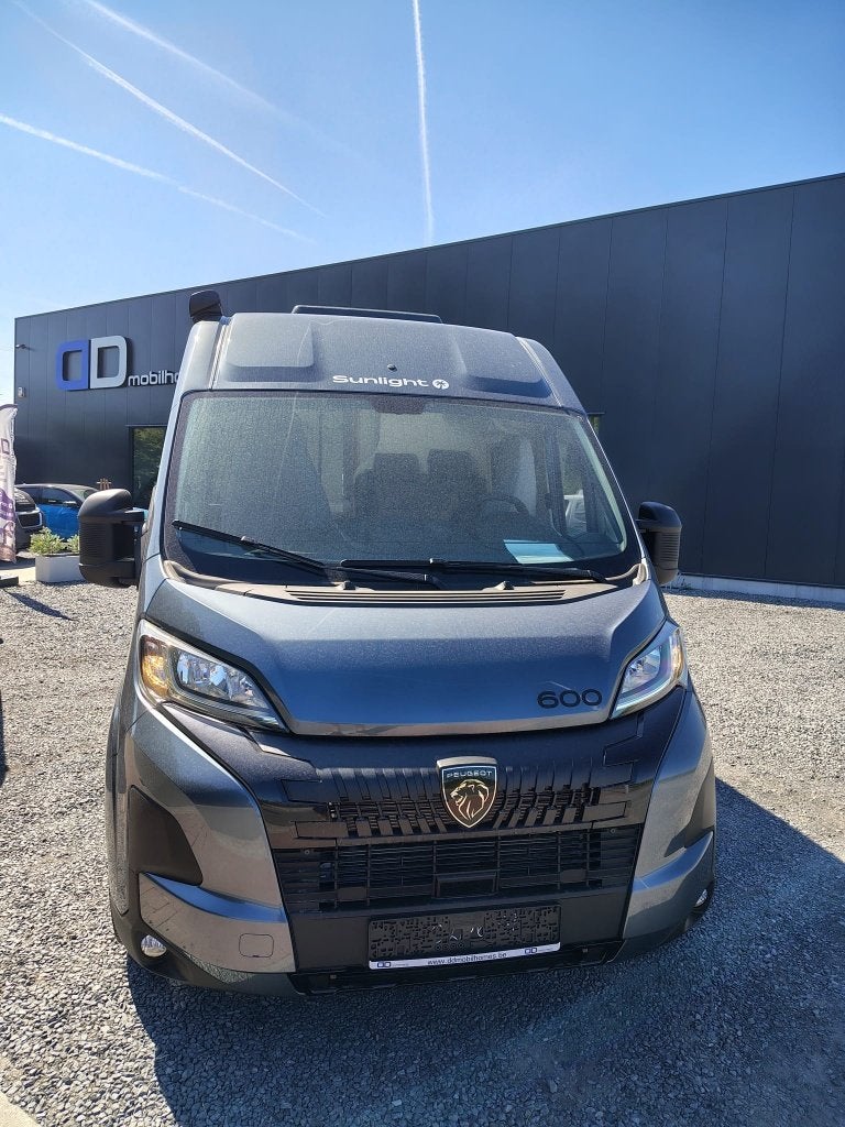 Sunlight Cliff 600 DD Editie - € 59990, Caravans en Kamperen, Mobilhomes, Buscamper of Camperbus, Sunlight, Ringverwarming, Tot en met 2