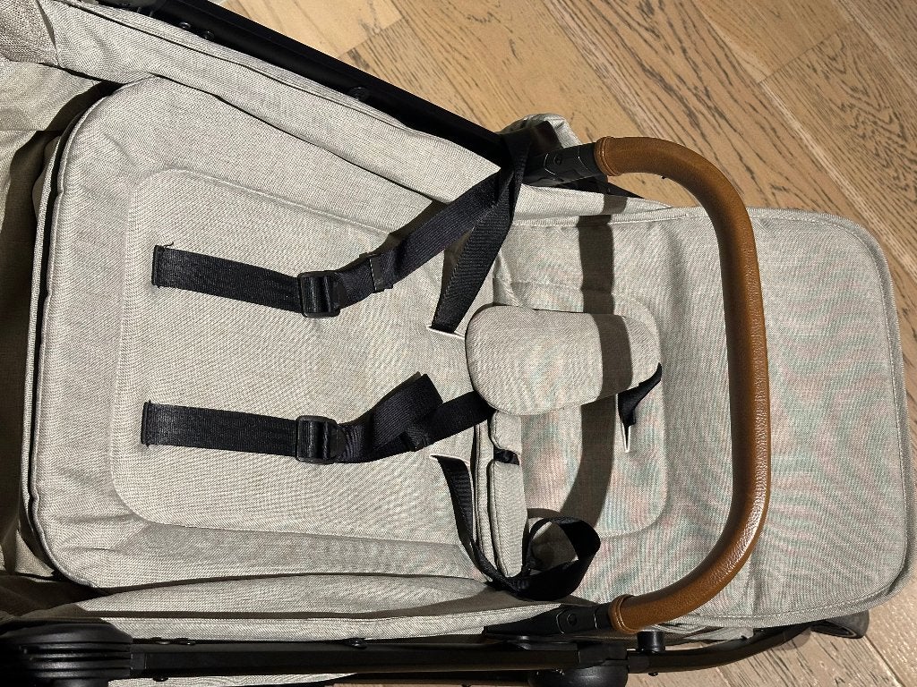 Nuna TRVL buggy, Enfants & Bébés, Enlèvement, Comme neuf, Autres marques, Dossier réglable