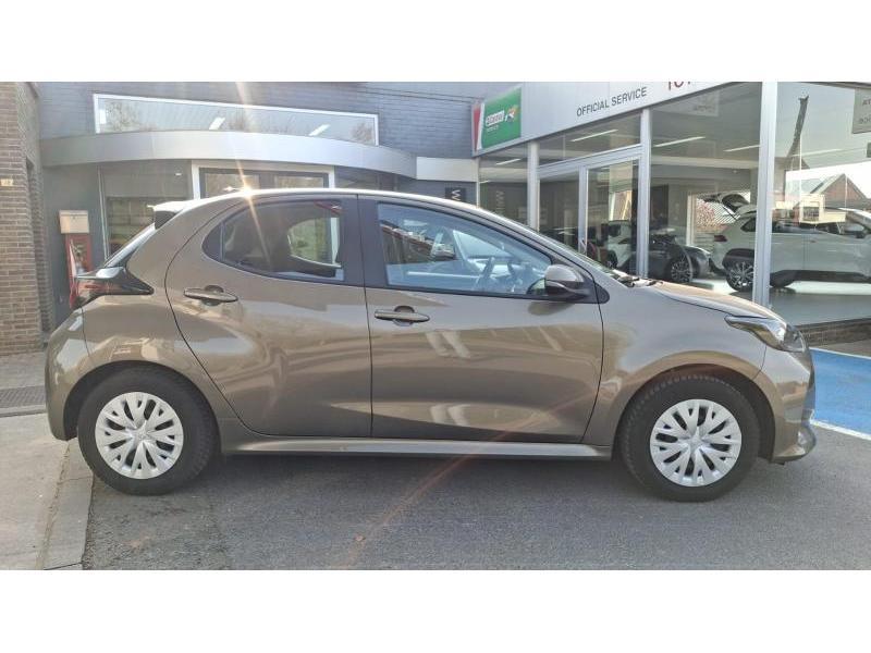 Toyota Yaris 1.5 HYB Dynamic, Autos, Noir, 5 portes, Automatique, Yaris