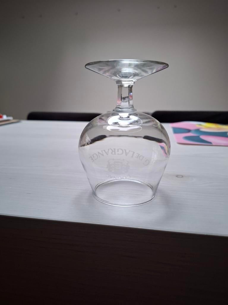 Verre à cognac, Enlèvement