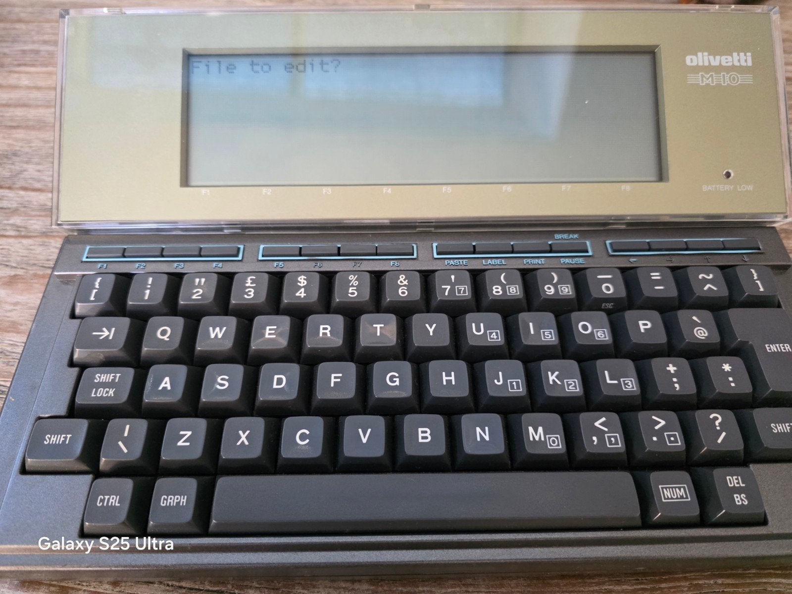 Ordinateur portable vintage Olivetti M10 unique (1983), Informatique & Logiciels, Enlèvement ou Envoi