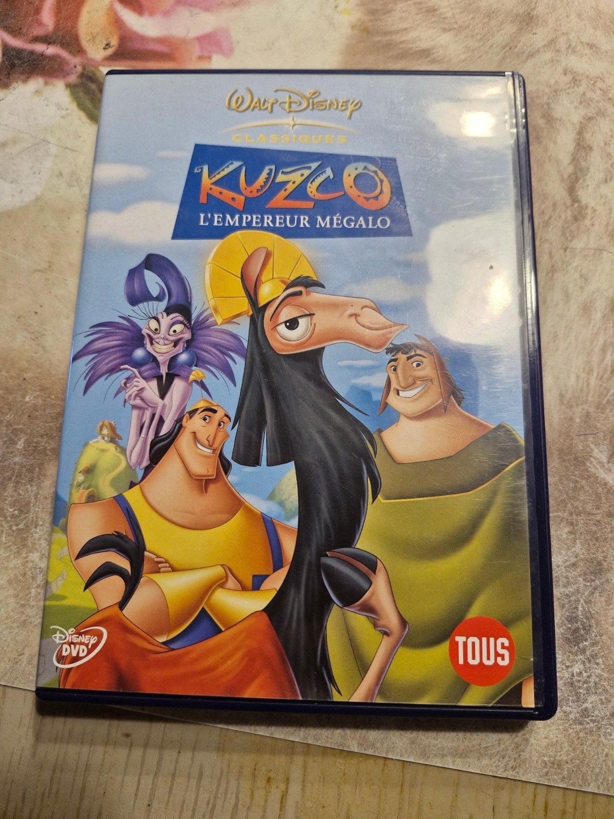 DVD Walt Disney Kuzko the Emperor Megalo in goede staat, Ophalen of Verzenden, Zo goed als nieuw, Nederlands