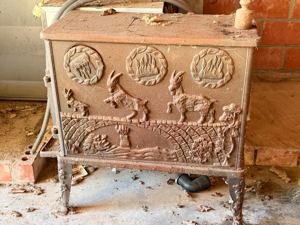 Oude gietijzeren houtkachel, Maison & Meubles, Accessoires pour la Maison | Coffres, Utilisé, Moins de 50 cm, 50 à 100 cm, Enlèvement