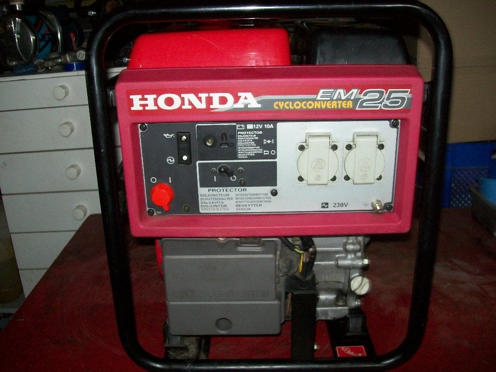 HONDA EM25 GENERATOR (met probleem), Enlèvement, Utilisé, Moins de 5 kVA, Essence