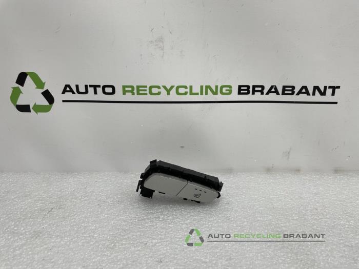 Commutateur chauffage siège d'un Mercedes C-Klasse, -, 3 mois de garantie, Utilisé, -