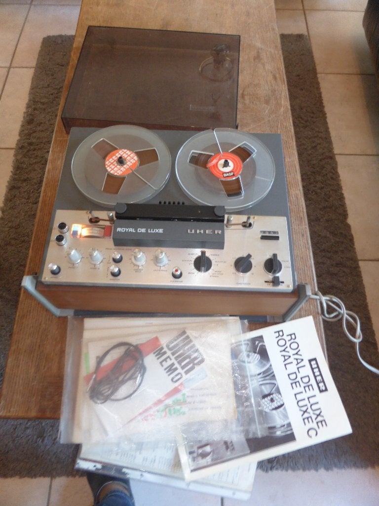 bandrecorder uher royal de luxe + stofkap in werking te zien, Audio, Tv en Foto, Ophalen, Bandrecorder, Met stofkap