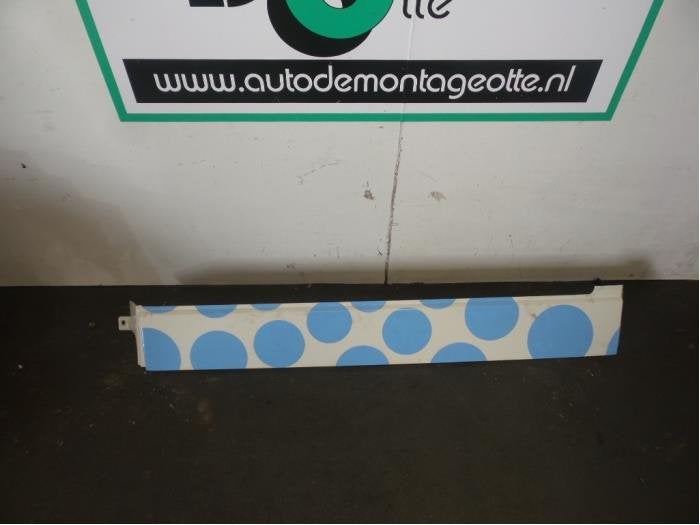 Plaque de protection divers d'un Volkswagen Transporter (Tra, Volkswagen, -, 3 mois de garantie, Utilisé