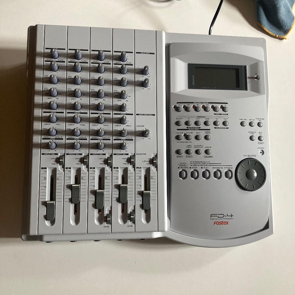 Digital multitracker Fostex FD 4, Ophalen, Zo goed als nieuw