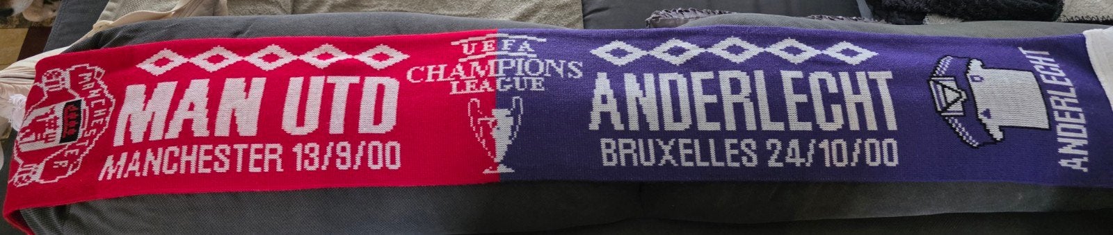 Voetbalsjaal Man Utd Anderlecht vintage, Ophalen of Verzenden