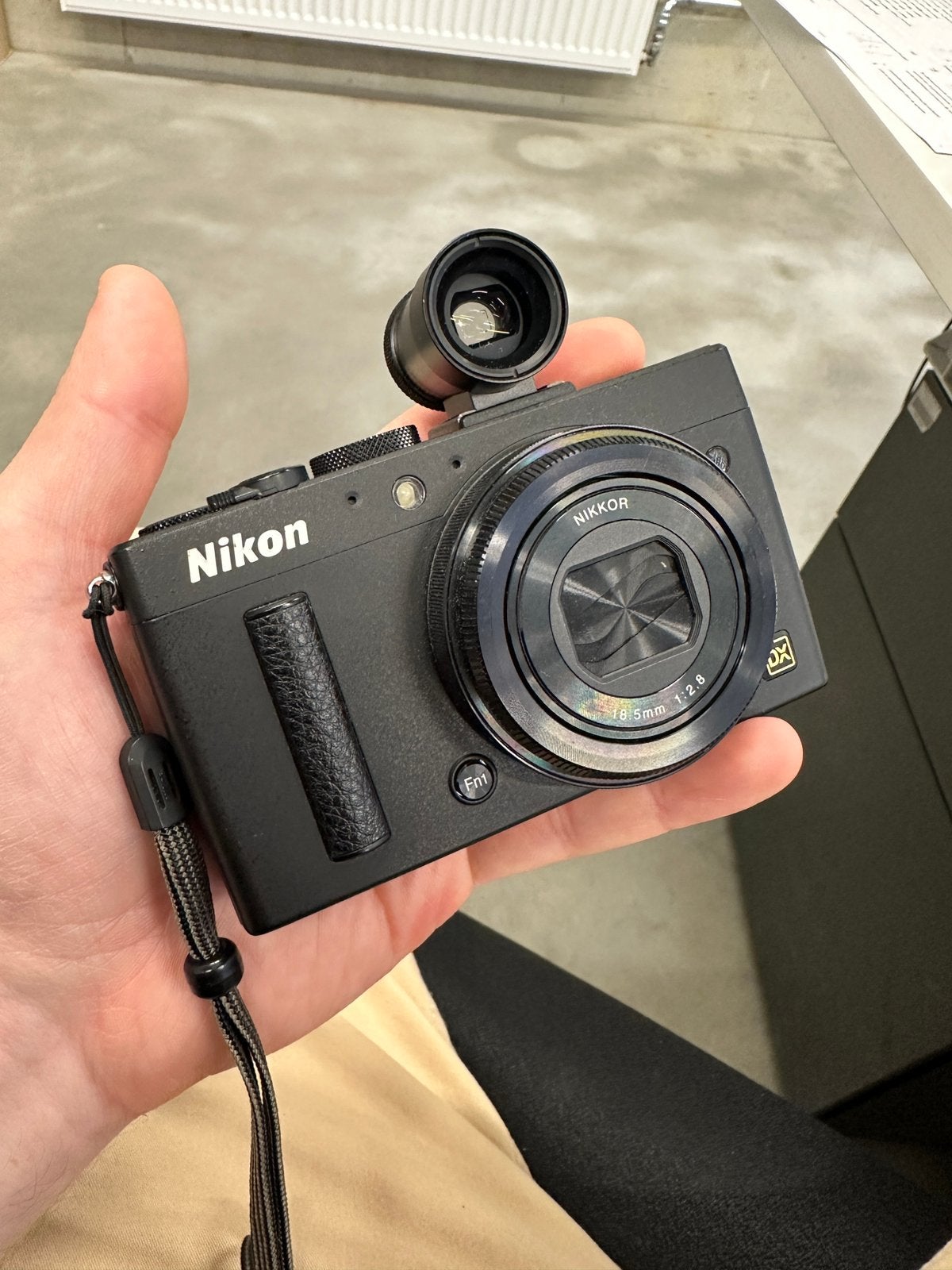 Nikon Coolpix A, Audio, Tv en Foto, Fotocamera's Digitaal, Ophalen of Verzenden, Zo goed als nieuw, Accu, Nikon