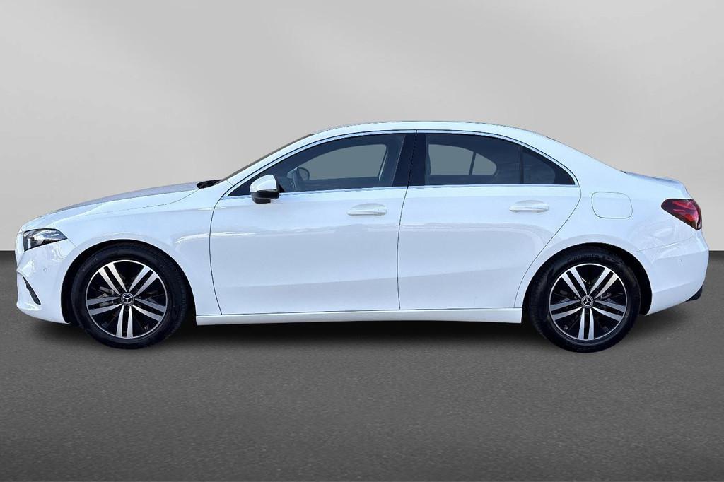 Mercedes-Benz Cars A-Klasse 220 d Berline TREKHAAK, Stof, Gebruikt, Wit, Bedrijf
