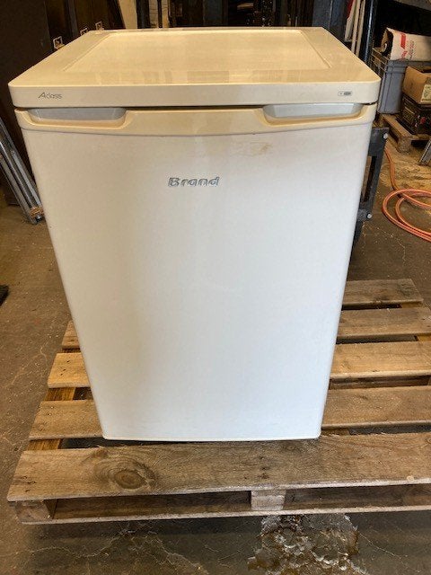 YSKAST VRIJSTAAND TAFELMODEL 116 L, Elektronische apparatuur, Vriezers en Diepvrieskisten, Gebruikt, Minder dan 60 cm, Energieklasse A of zuiniger