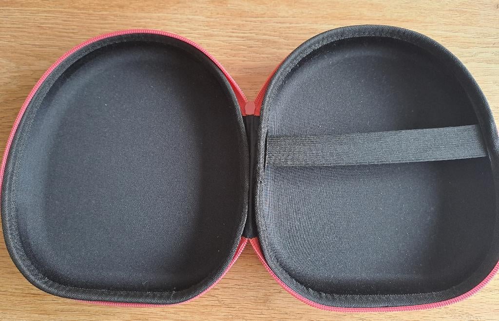 Opbergtas voor hoofdtelefoon, Ophalen of Verzenden, Zo goed als nieuw