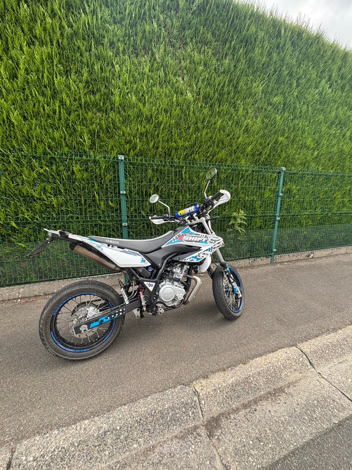 Yamaha WR 125x, Motoren, Ophalen