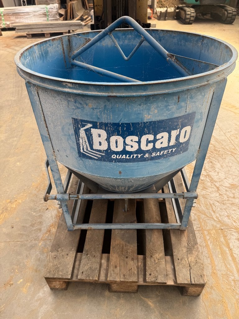 Betontrechter voor te storten, Moins de 600 watts, Comme neuf, Enlèvement, Autres types