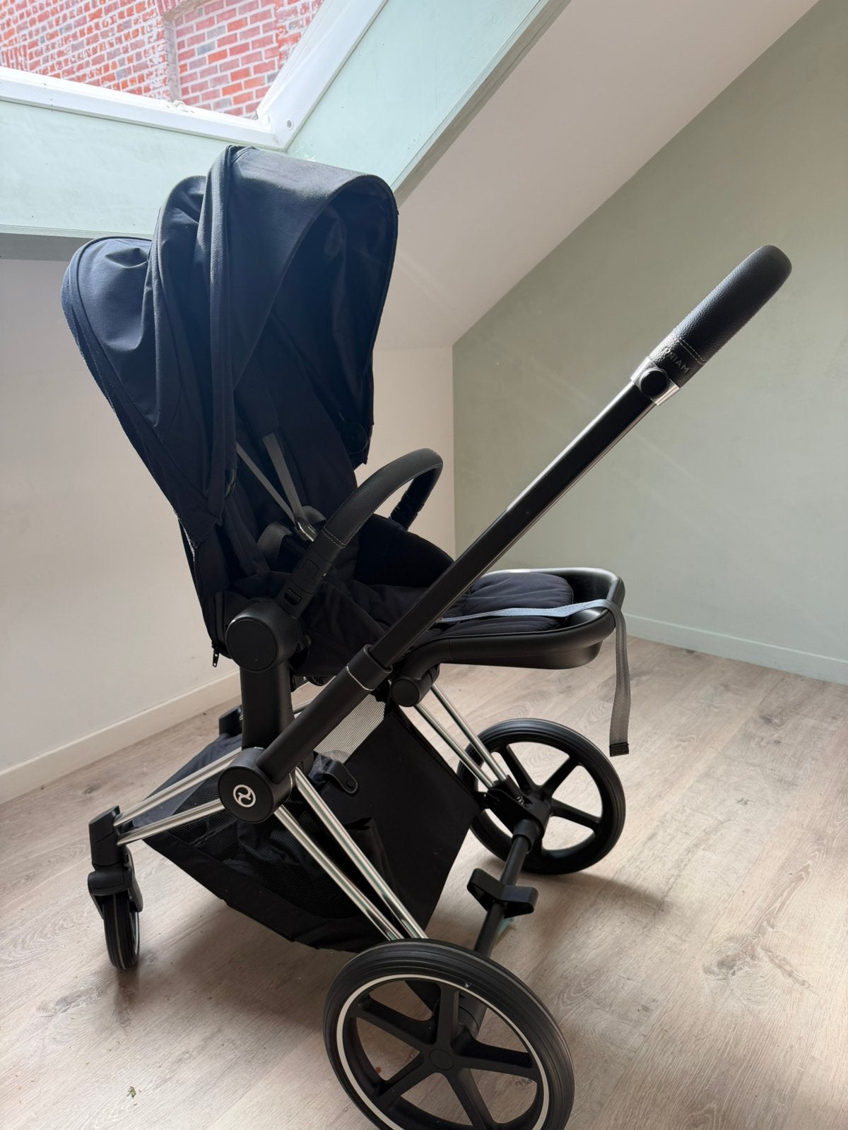 Pousette cybex priam platinum, Enfants & Bébés, Poussettes & Combinaisons, Enlèvement, Comme neuf