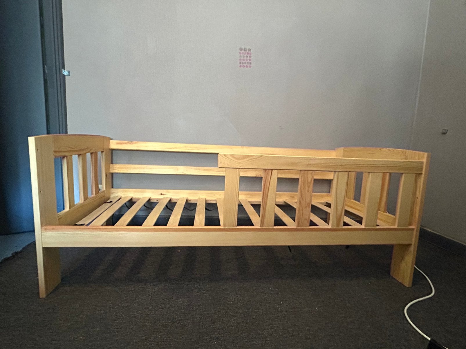 Peuterbed, Kinderen en Baby's, Kinderkamer | Bedden, Ophalen, Zo goed als nieuw, Matras