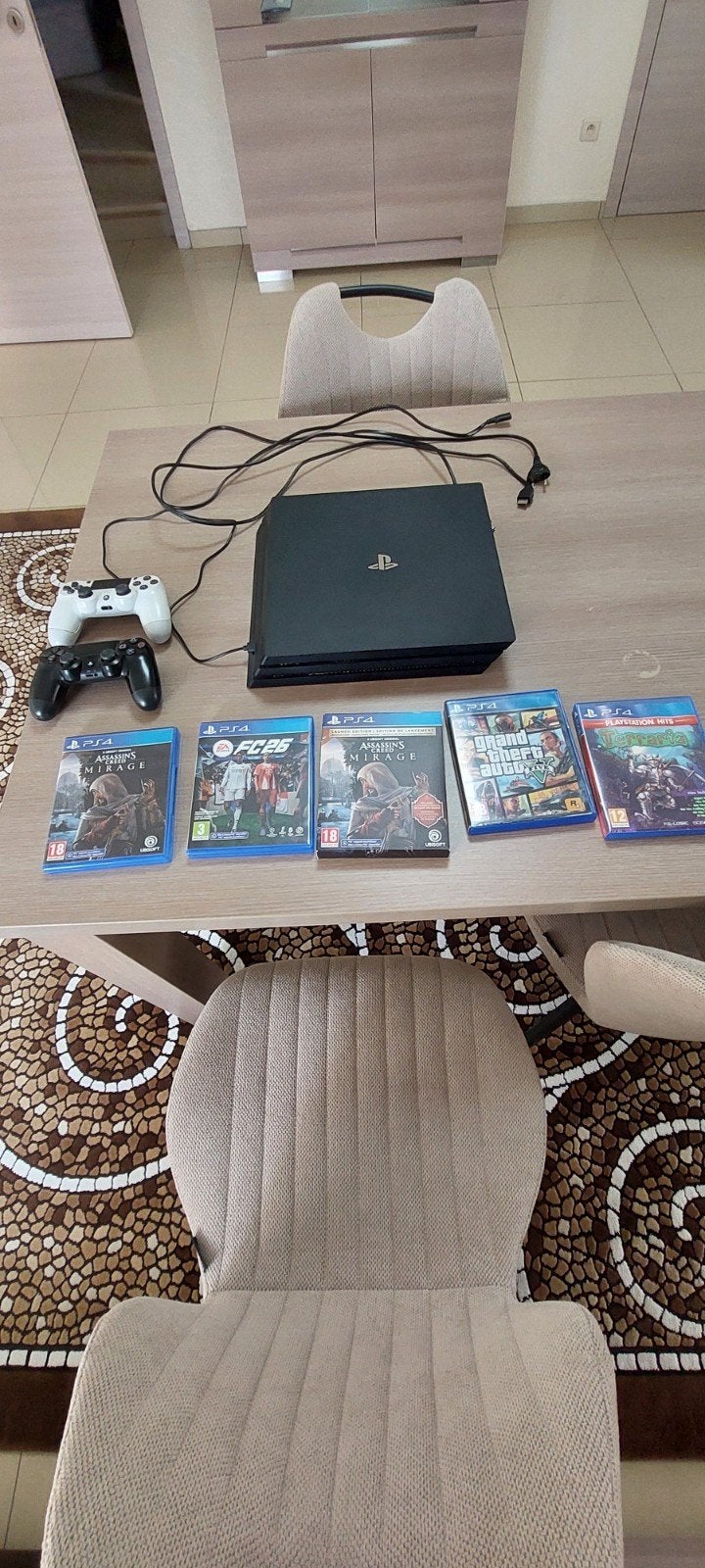 Ps 4 PRO, Games en Spelcomputers, Spelcomputers | Sony PlayStation 4, Ophalen, Met 2 controllers, 1 TB, Pro