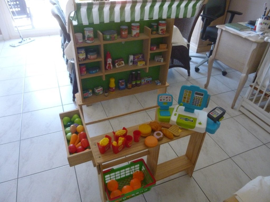 houten speelgoed winkeltje met kassa en producten, Kinderen en Baby's, Speelgoed | Houten speelgoed, Ophalen