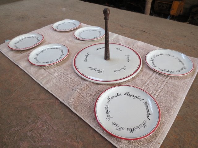 Set d'assiettes et plat de fromage, Maison & Meubles, Cuisine | Vaisselle, Enlèvement, Utilisé, Vintage, Service complet