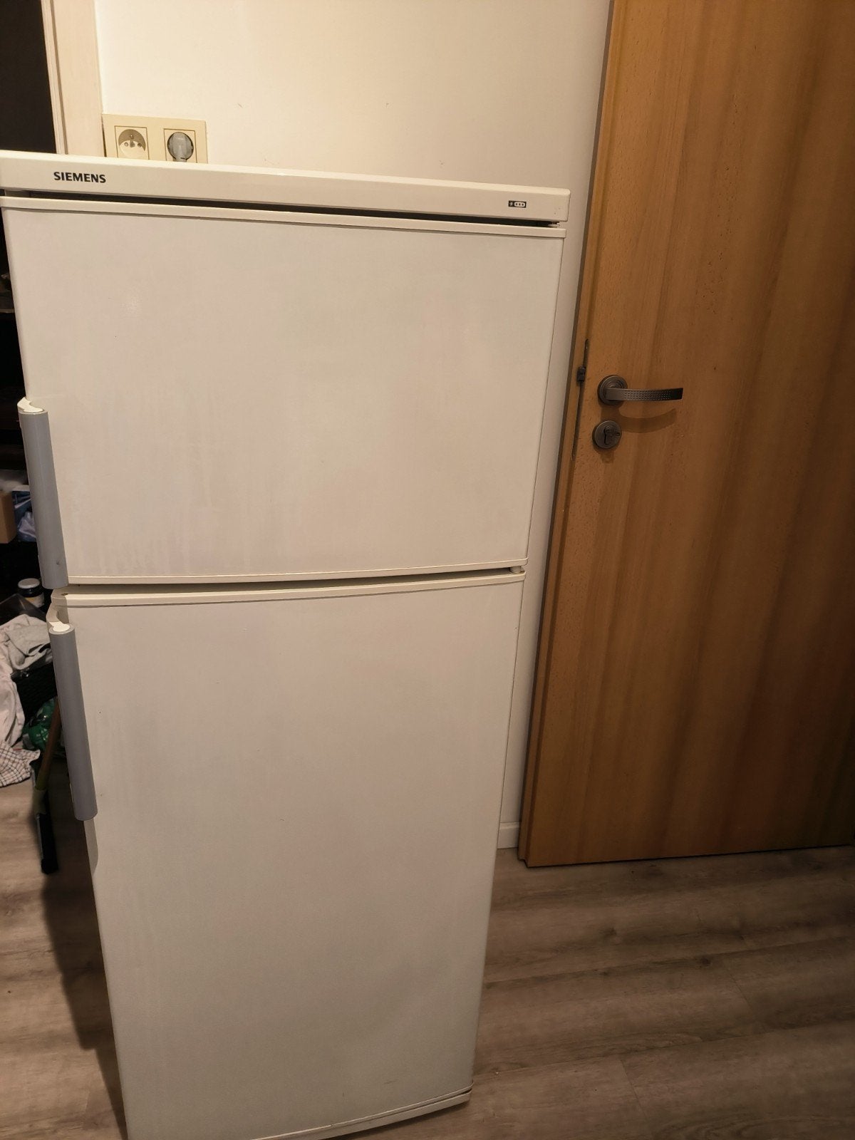 Siemens koelkast met vriezer / wit / 140 x 55 x 60, Ophalen, Gebruikt