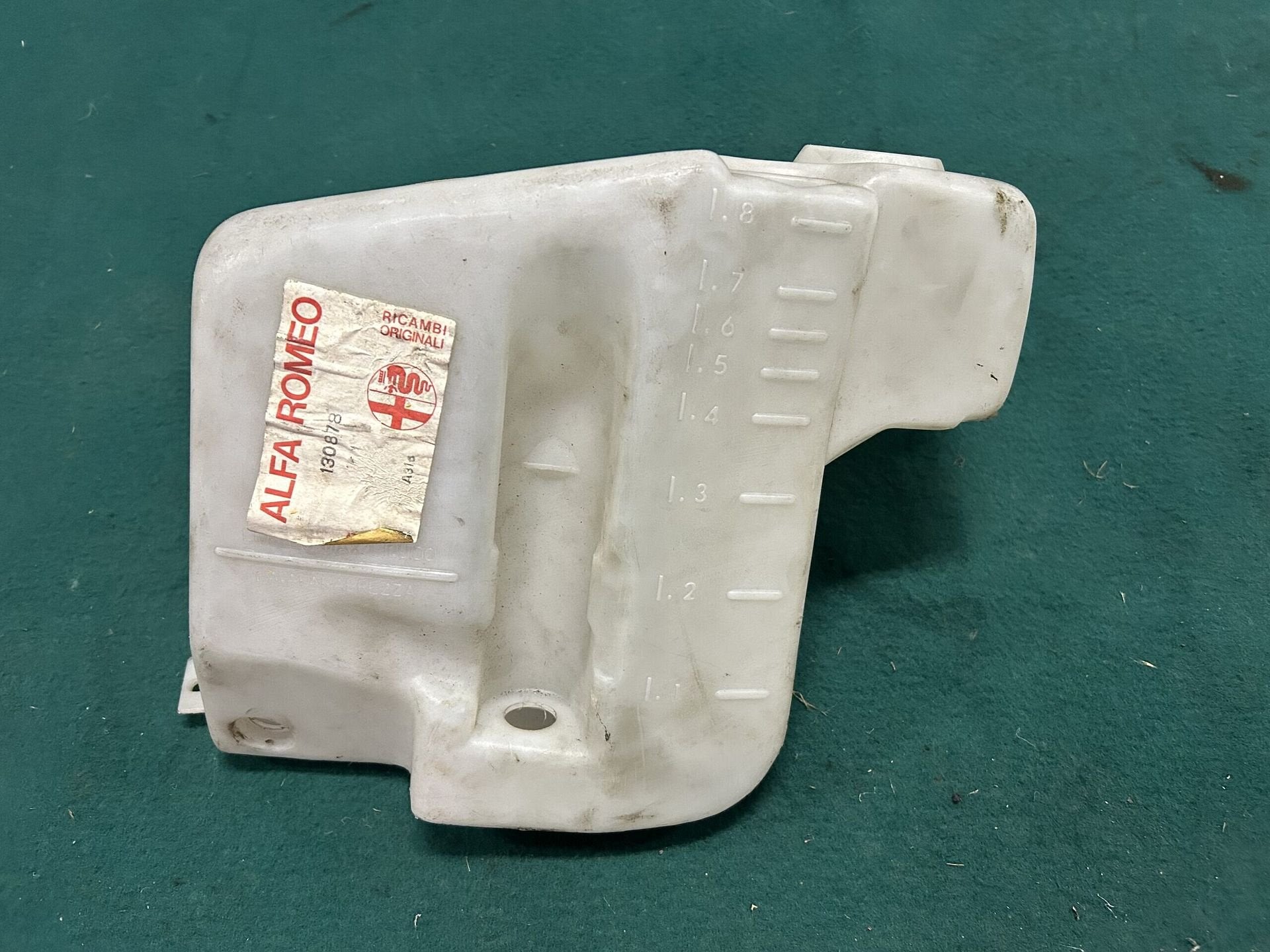 Alfa Romeo 33 ruitensproeiertank, Autos : Pièces & Accessoires, -, Utilisé, -, -