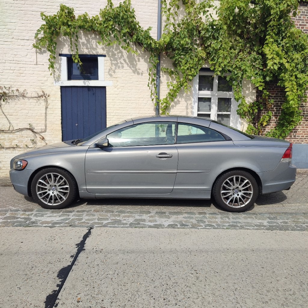 Volvo C70 D5 automaat (2006) - 427.500 km, Auto's, Volvo, Automaat, 4 zetels, C70, Zwart