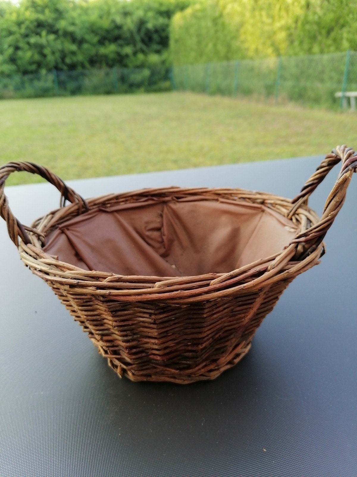 Bloempot rieten mand, Huis en Inrichting, Ophalen of Verzenden, Mand