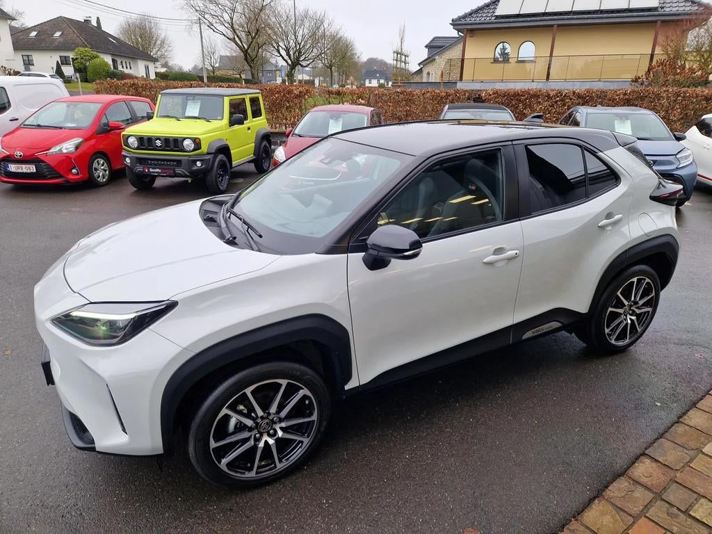 Toyota Yaris Cross GR Sport (bj 2023, automaat), Auto's, Automaat, Gebruikt, Wit, 1490 cc
