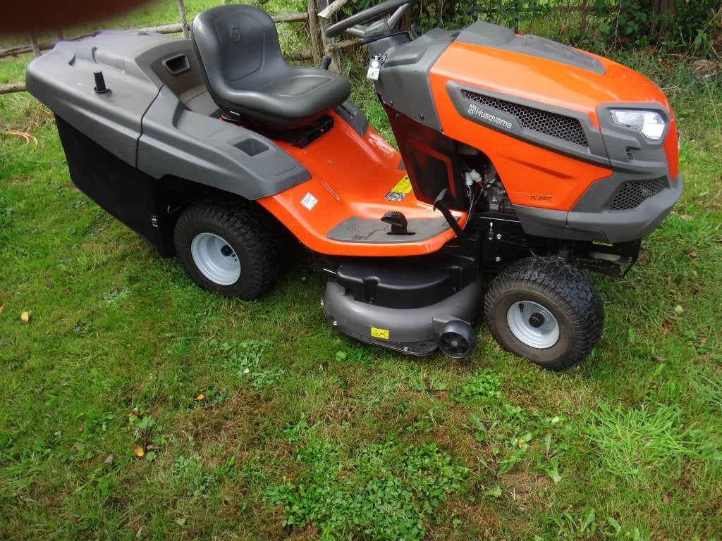 Tracteur tondeuse Husqvarna, Comme neuf, Enlèvement, 90 à 120 cm, Fonction de mulching