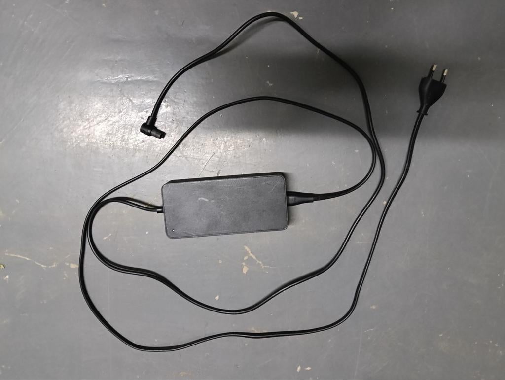 Chargeur original Xiaomi Electric Scooter 4 Ultra — 54,6 V/2, Enlèvement