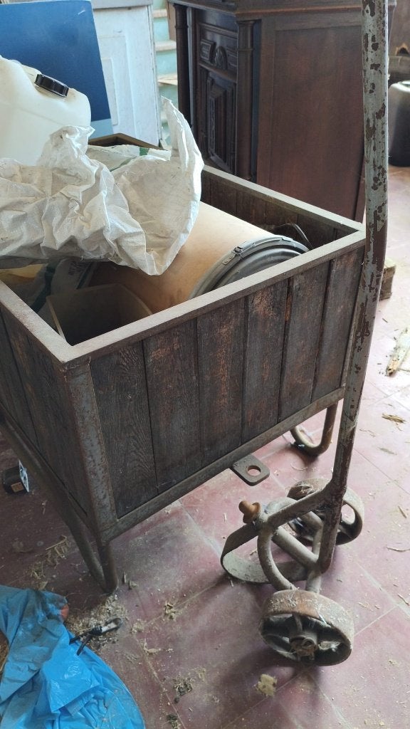 2 anciens chariots à charbon industriels + attelage — 130€, Bricolage & Construction, Enlèvement, Utilisé, Autres métaux