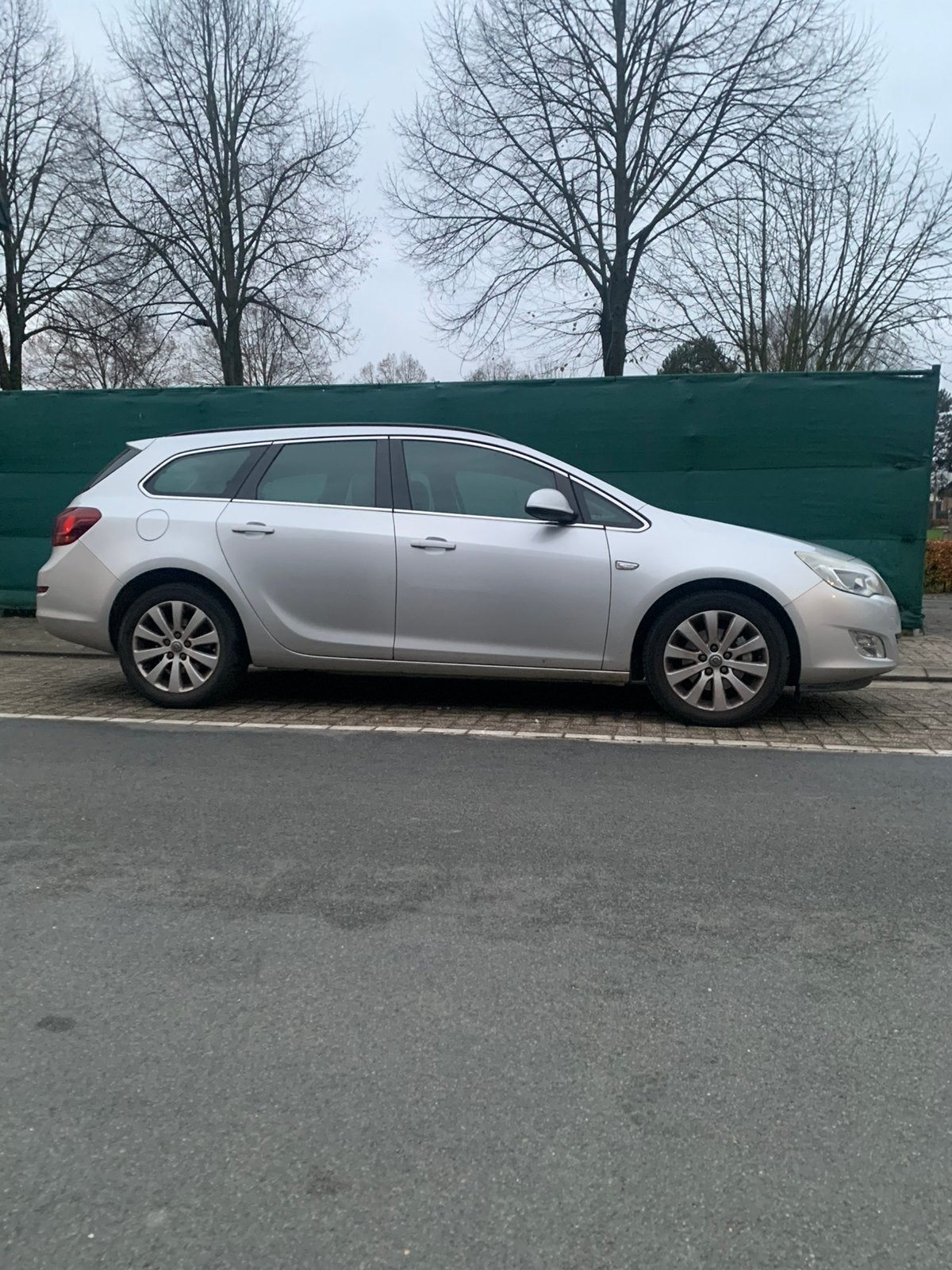 Opel astra sports tourer 2011, Auto's, Euro 5, Zwart, 5 deurs, Particulier