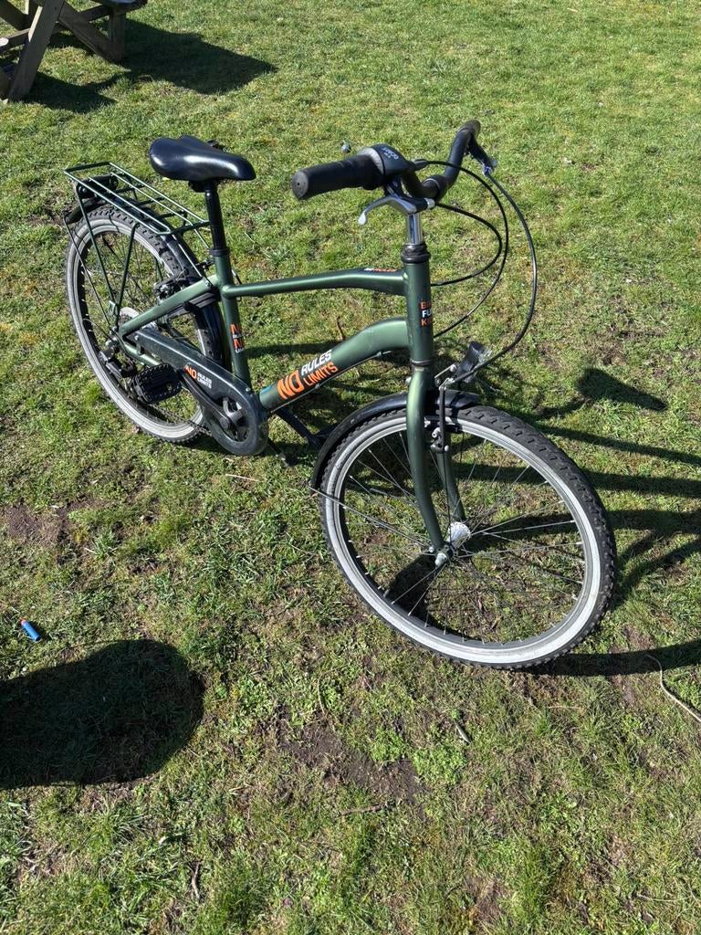 Jongensfiets 24 inch groen no rules no limits, Fietsen en Brommers, Ophalen, Zo goed als nieuw