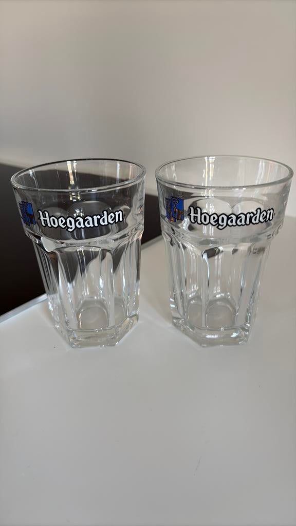 2 glazen Hoegaarden, Ophalen of Verzenden, Gebruikt