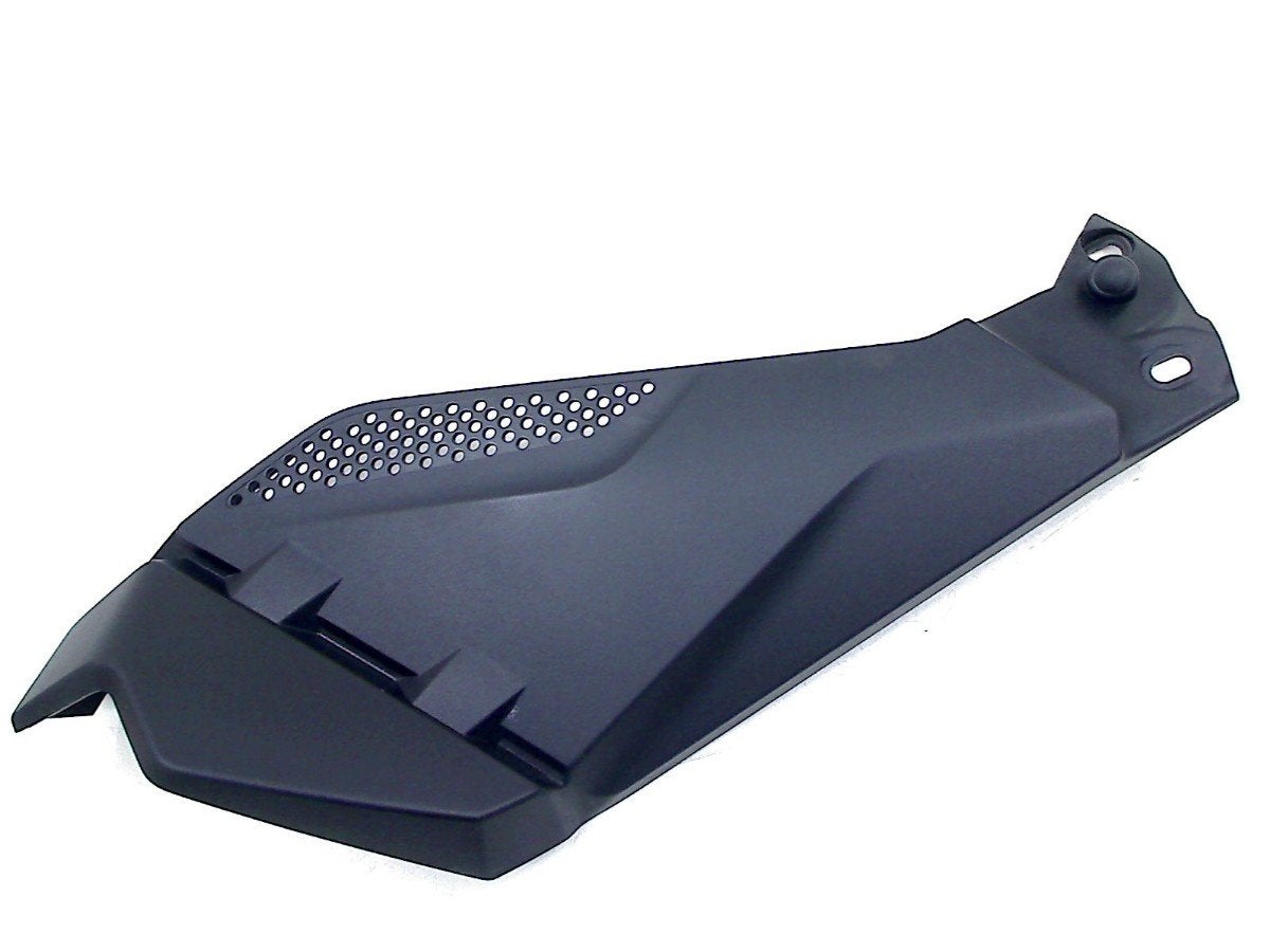 TANK COVER LINKS BMW R 1200 GS 2013-2016 (R1200GS LC K50), Dhr. S. di Majo, Gebruikt, Info@cama-motorparts.nl, P.J. Troelstraweg 8 8
3144 CX  MAASSLUIS, NL