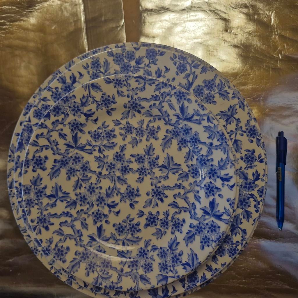 Société Céramique Maestricht, +-1900, modèle Pompadour