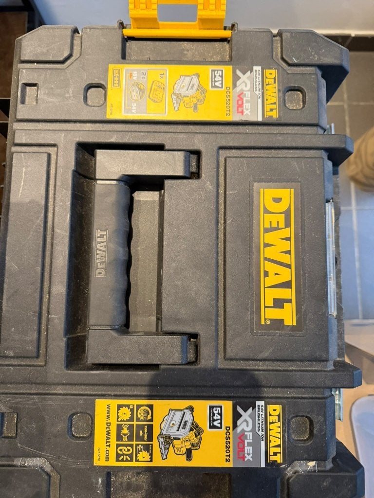dewalt invalzaag 165mm met lader en accus zaag, Ophalen, Gebruikt, Invalzaag
