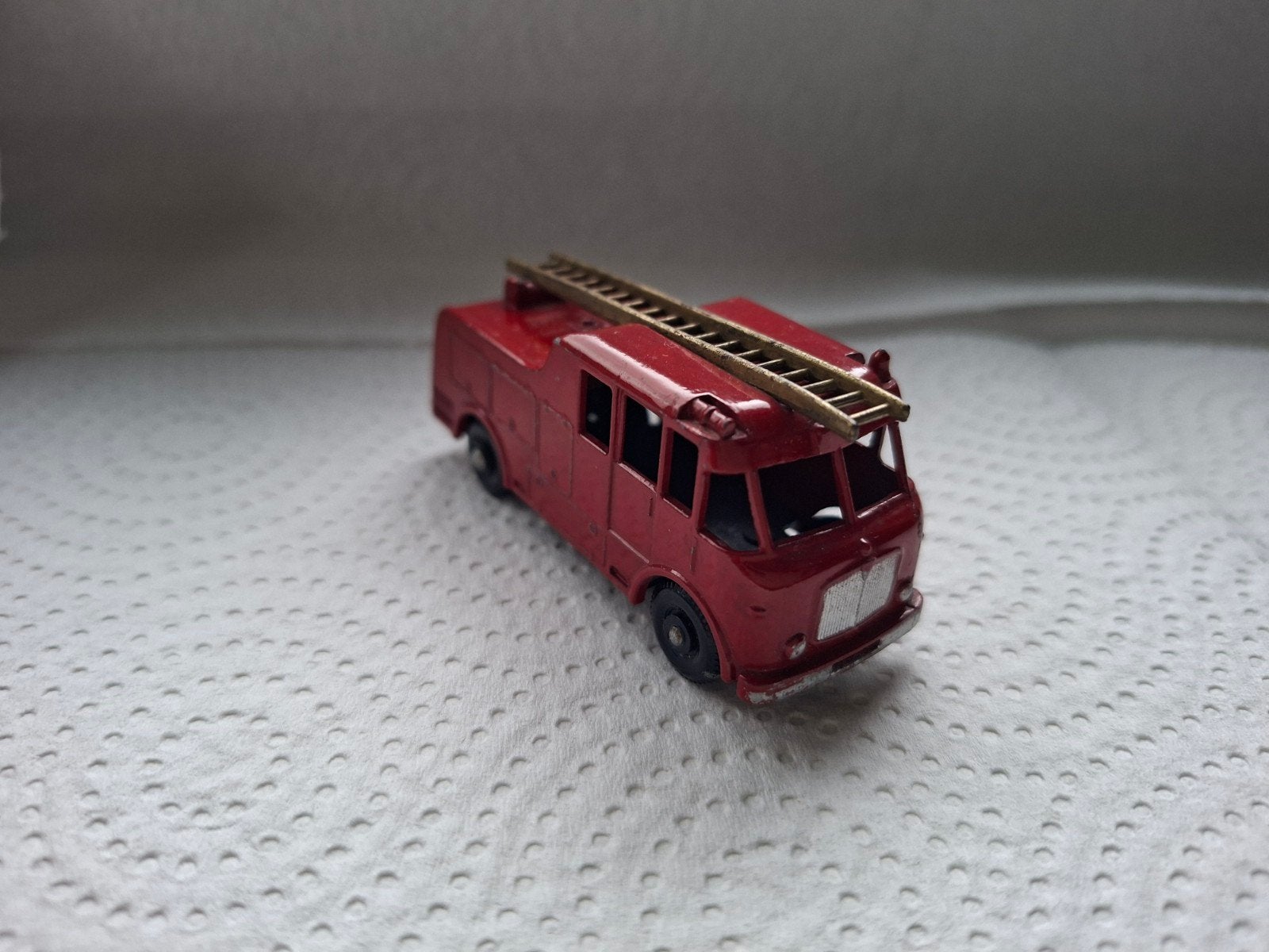Matchbox "Lesney" nr.9, Ophalen of Verzenden, Zo goed als nieuw, Bus of Vrachtwagen, Lesney