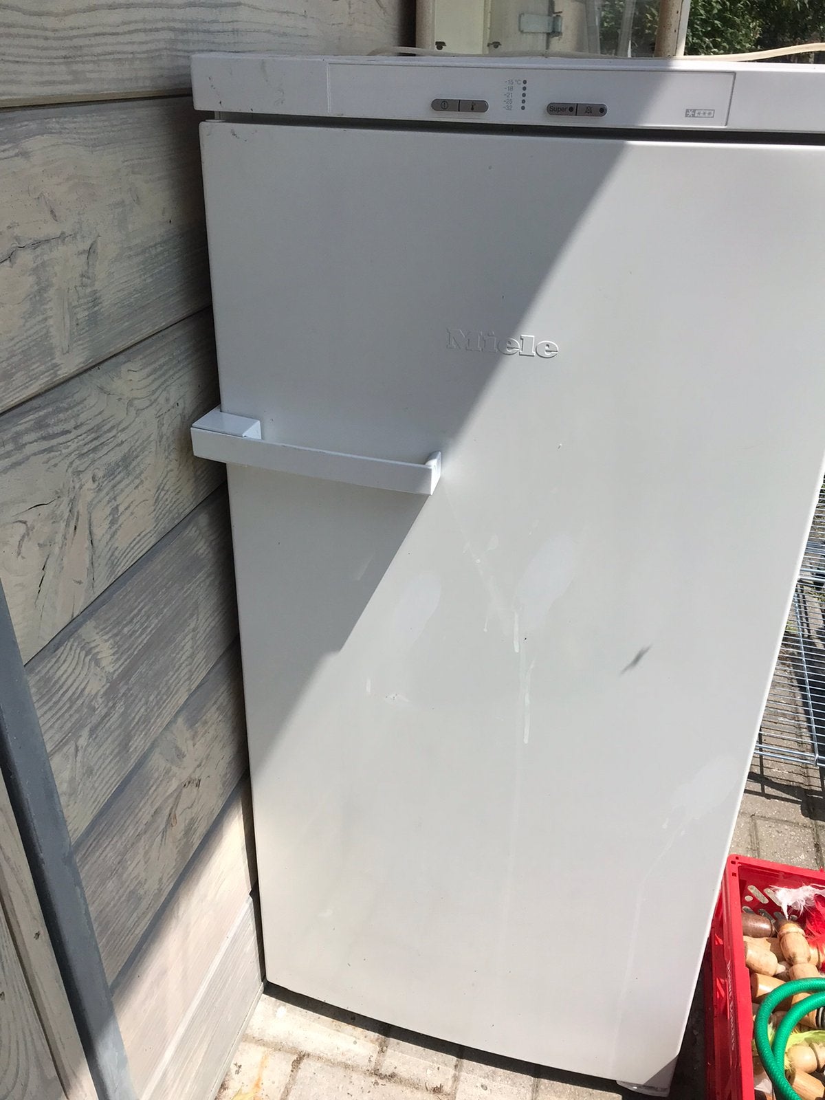 Diepvries miele, Elektronische apparatuur, Vriezers en Diepvrieskisten, Ophalen, Zo goed als nieuw