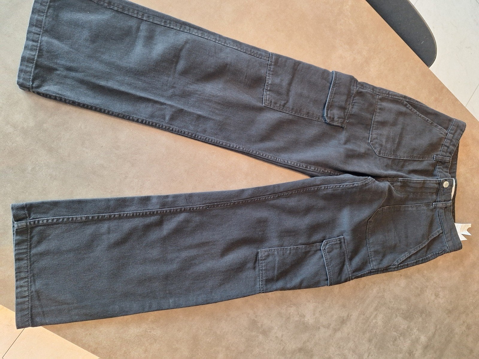 broek bershka cargo maat 34, Bershka, Ophalen of Verzenden, Zwart, W27 (confectie 34) of kleiner