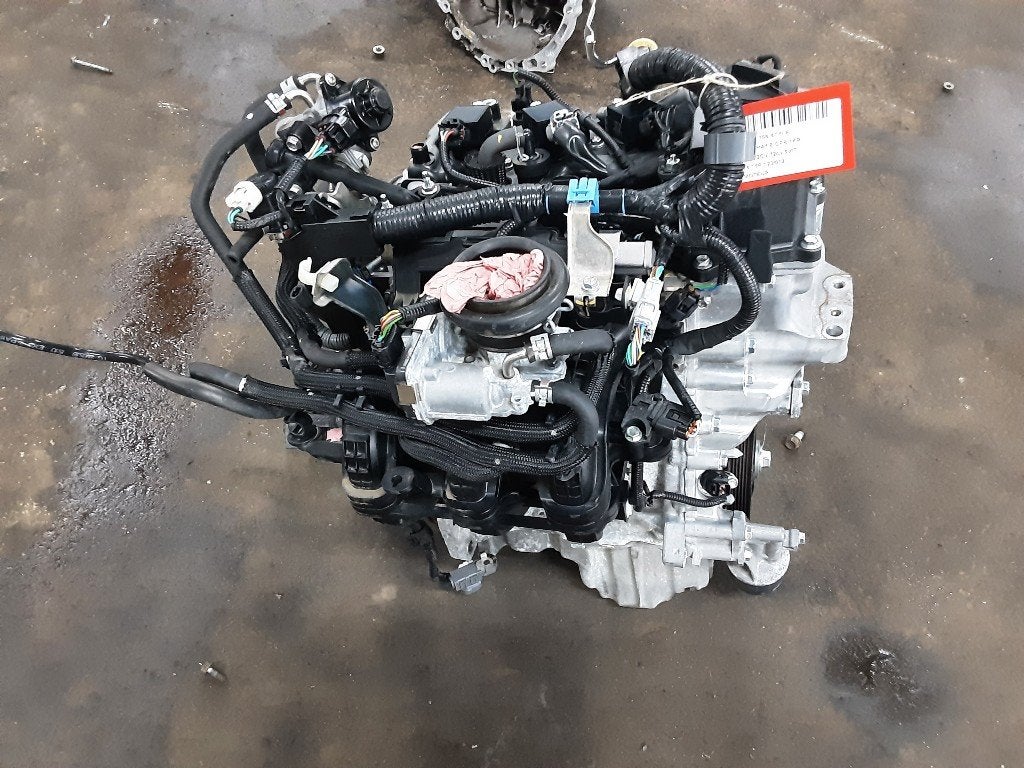MOTEUR Peugeot 108 (01-2014/-) (CFB1KR), Autos : Pièces & Accessoires, Kontakt-peugeot@peugeot.com, Utilisé, Peugeot Deutschland GmbH