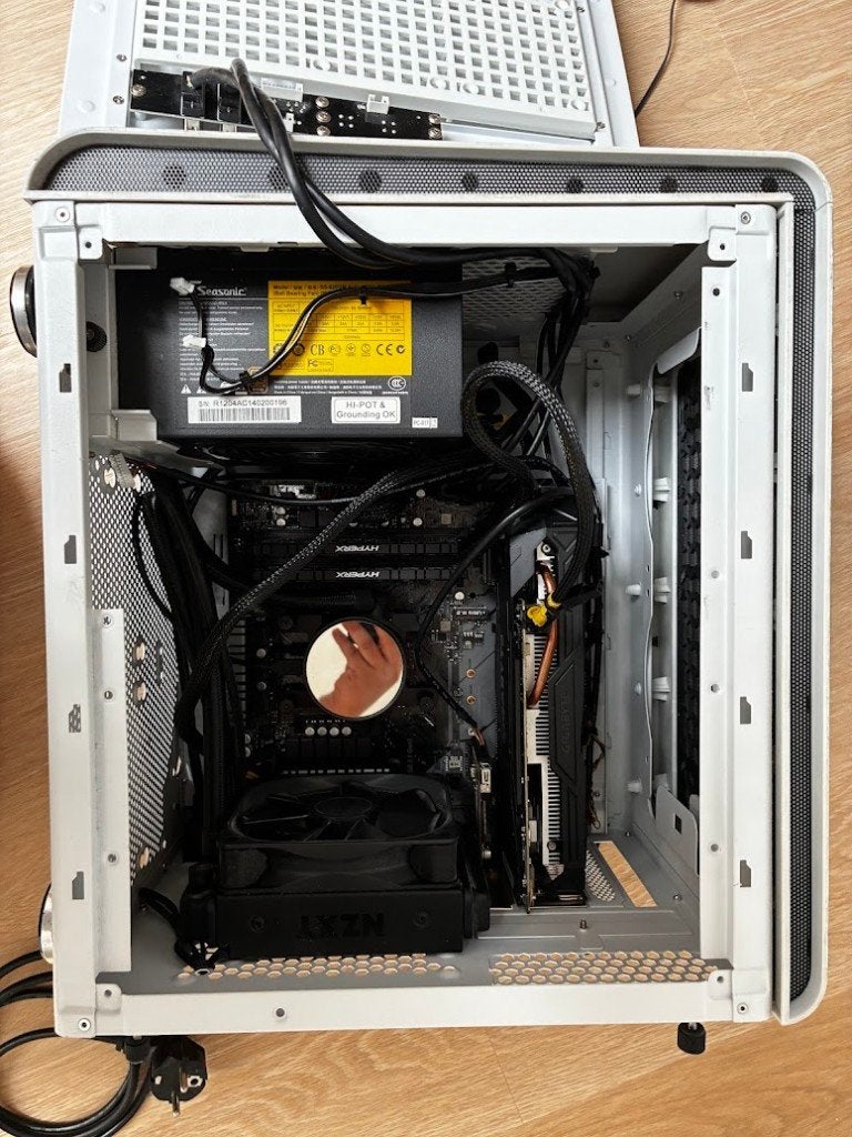 AMD Ryzen 5 2600 Wraith (BOX) Boxed, Computers en Software, Processors, Ophalen of Verzenden, Gebruikt