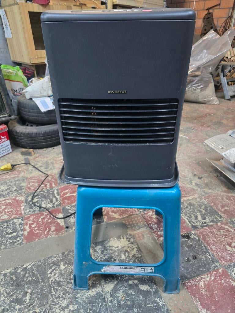 Te koop petroleum kachel, Huis en Inrichting, Kachels, Ophalen, Gebruikt