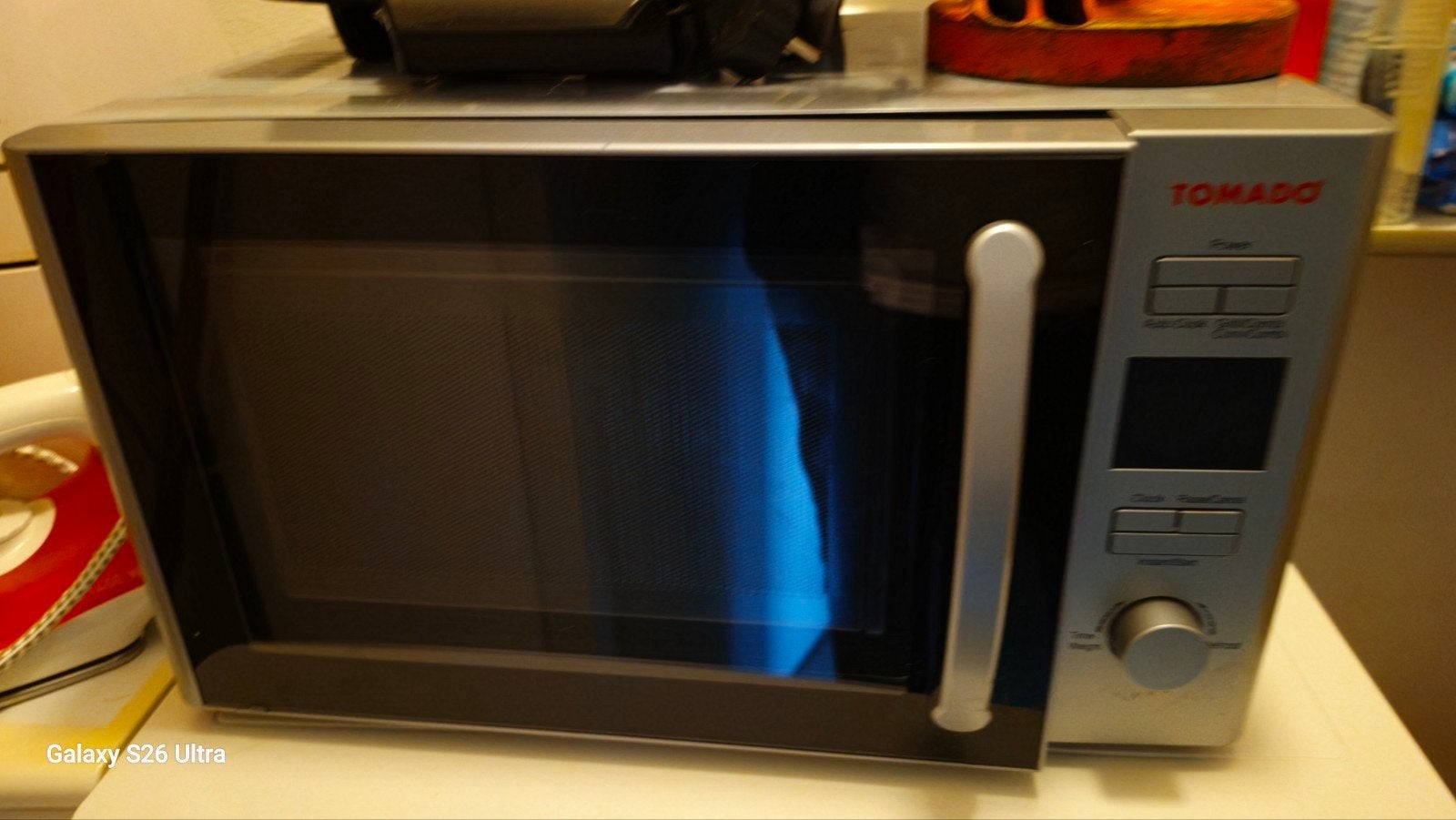 Tomado magnatron 2x gebruikt, Elektronische apparatuur, Microgolfovens, Ophalen of Verzenden, Zo goed als nieuw, Vrijstaand, Combi-microgolfoven